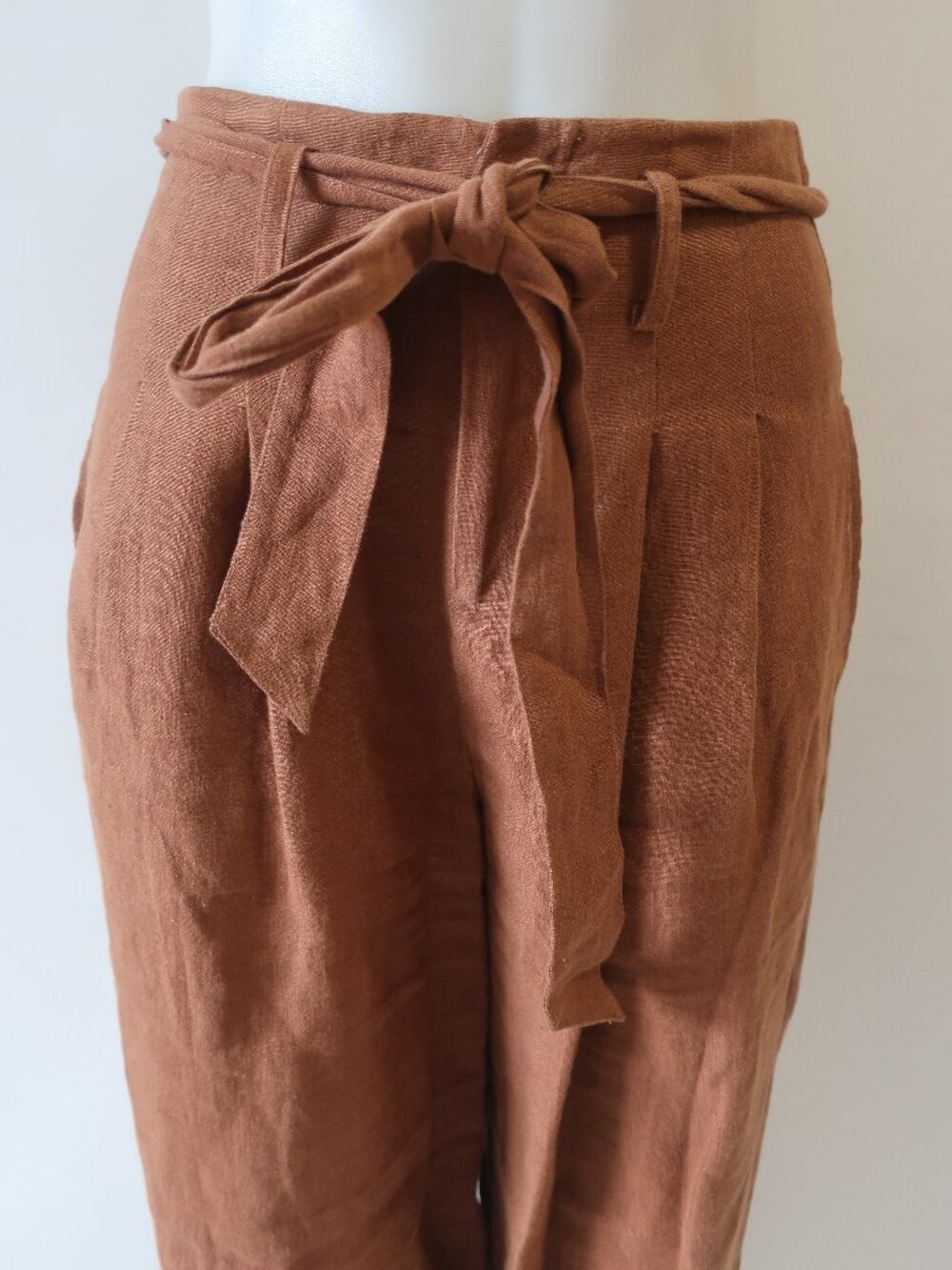 Womens Ronny Kobo Brown (Item- 43) Belted Pleated Tapered Cropped Linen Pants S - Picture 4 of 12